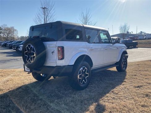 Certified 2023 Ford Bronco Outer Banks image 3