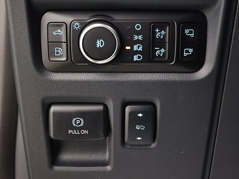 New 2025 Ford F150 Lariat w/ Equipment Group 502A High image 21