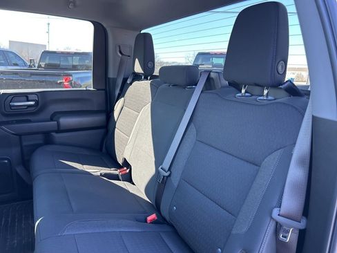 Used 2024 Chevrolet Silverado 2500 Custom w/ Custom Convenience Package image 31