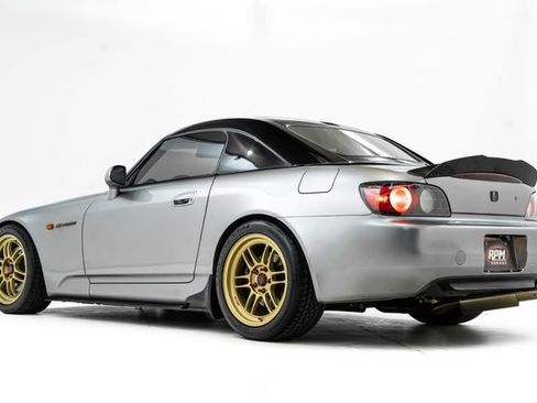 Used 2001 Honda S2000 image 3