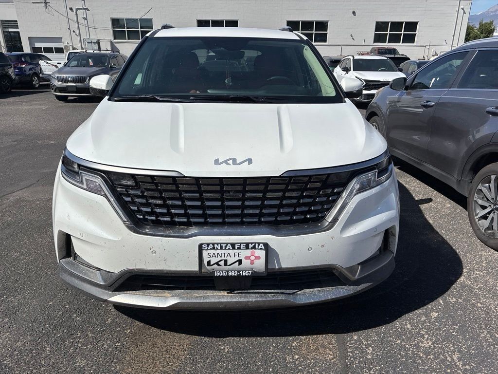 Used 2024 Kia Carnival SX FWD image 4