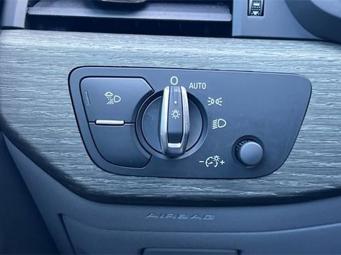 Used 2023 Audi A4 2.0T Premium Plus image 32