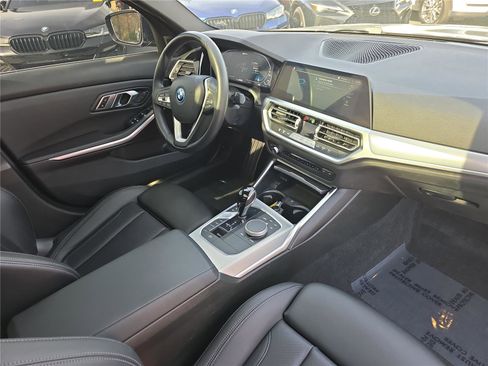 Used 2022 BMW 330e 330e w/ Convenience Package image 28