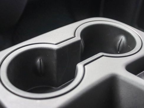 Used 2025 GMC Sierra 1500 Elevation image 36