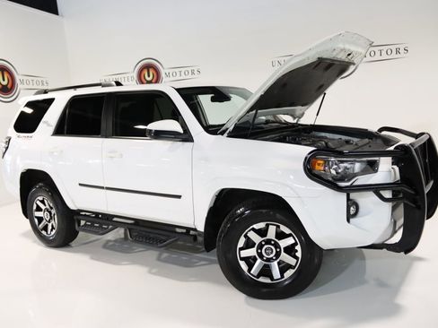Used 2023 Toyota 4Runner TRD Off-Road image 31