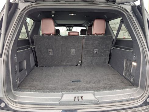 Used 2024 Ford Expedition Max Limited image 19