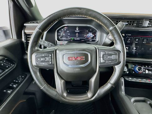 Used 2024 GMC Sierra 2500 AT4 w/ AT4 Premium Plus Package AWD/4WD image 16