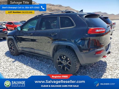Used 2016 Jeep Cherokee Trailhawk w/ Leather Interior Group AWD/4WD image 3