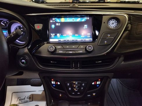 Used 2019 Buick Envision Essence image 14