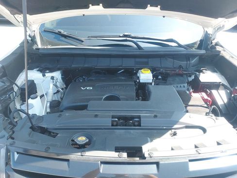 Used 2023 Nissan Pathfinder Platinum AWD/4WD image 39