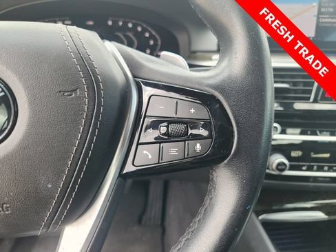 Used 2020 BMW 530i w/ Convenience Package RWD image 29
