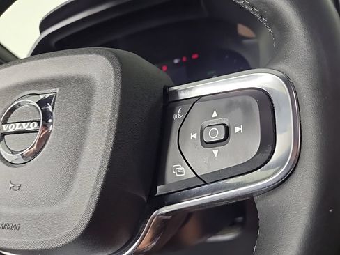 Certified 2023 Volvo C40 P8 Recharge Ultimate w/ Protection Package Premier AWD/4WD image 29