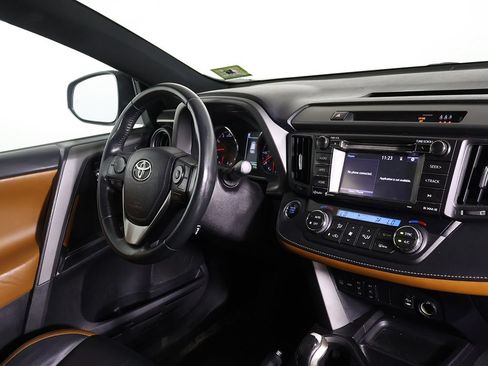 Used 2017 Toyota RAV4 SE AWD/4WD image 24
