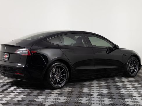 Used 2023 Tesla Model 3 Standard Range RWD image 8
