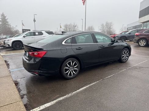 Used 2022 Chevrolet Malibu RS image 4