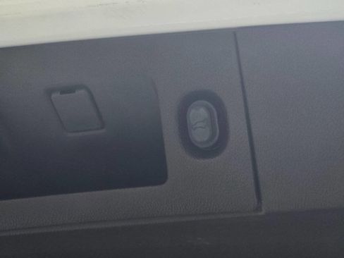 Used 2015 GMC Yukon Denali w/ Premium Package image 59