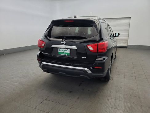Used 2019 Nissan Pathfinder S AWD/4WD image 7