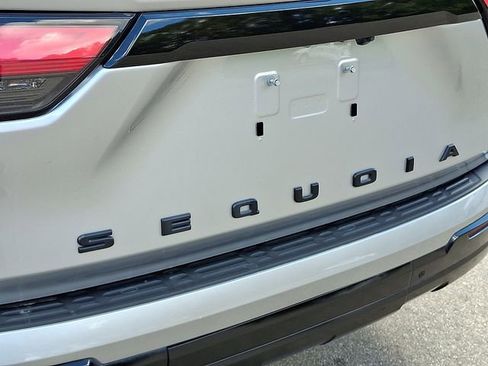 Used 2024 Toyota Sequoia Platinum image 42