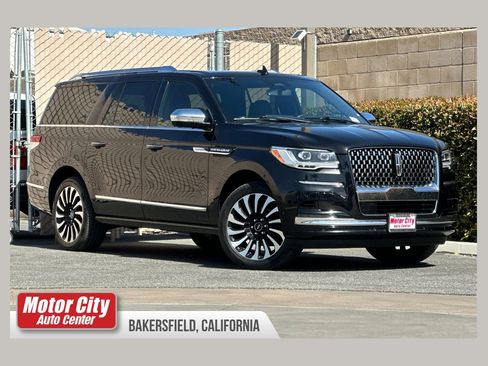 Used 2022 Lincoln Navigator L Black Label AWD/4WD image 1