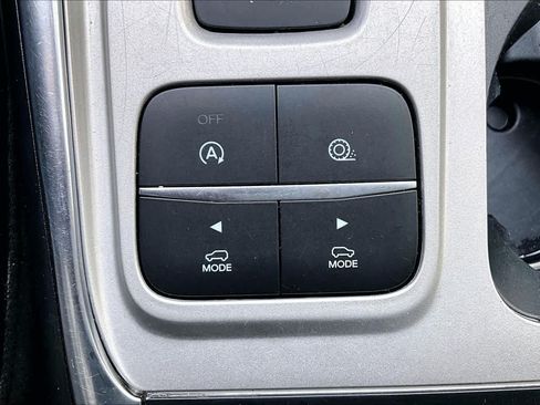 Used 2021 Ford Explorer Limited w/ Equipment Group 301A RWD image 35