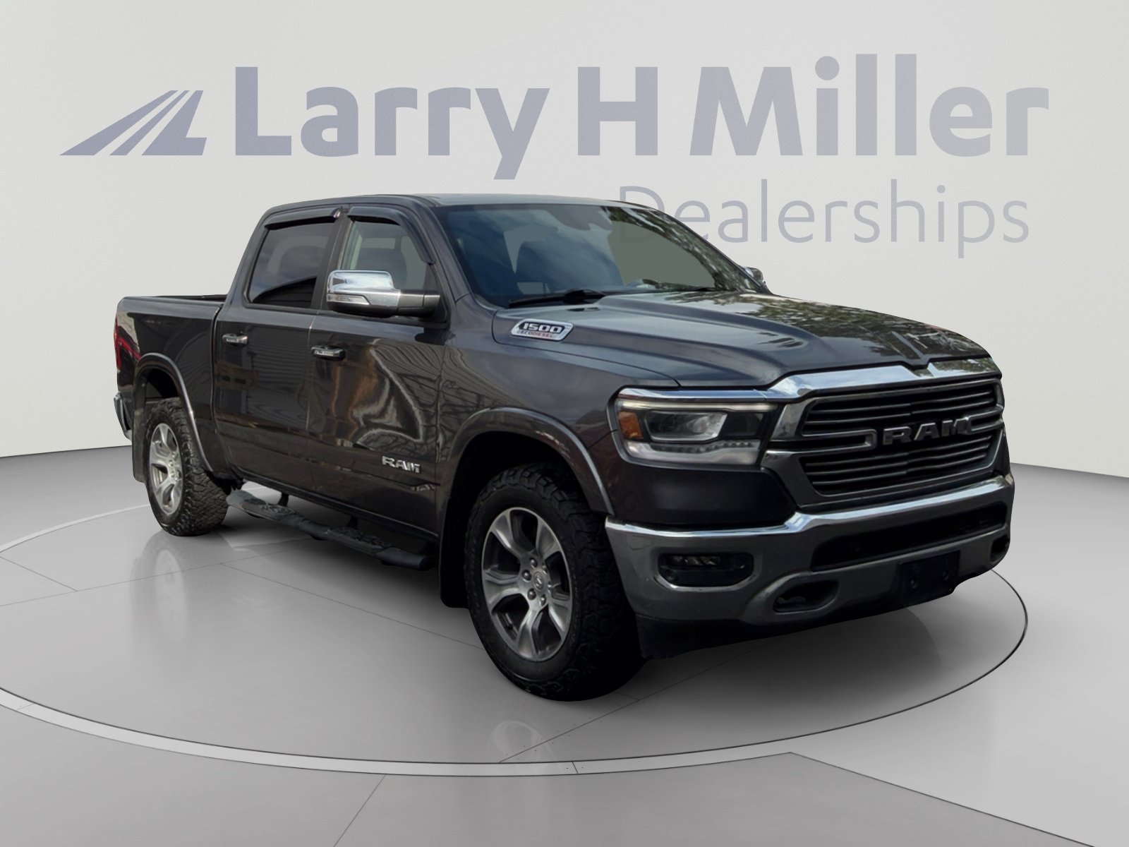 Used 2022 RAM 1500 Laramie AWD/4WD image 7