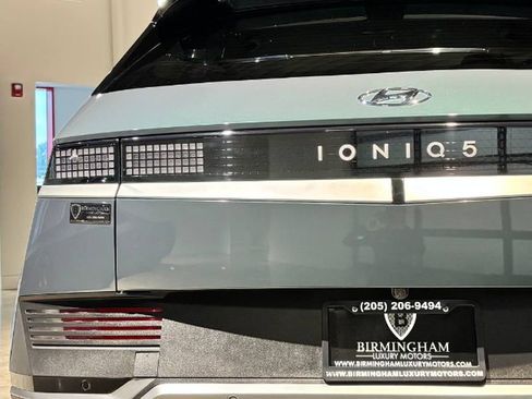 Used 2024 Hyundai Ioniq 5 SE image 16