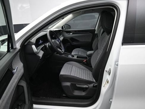 New 2026 Volkswagen Tiguan S AWD/4WD image 9