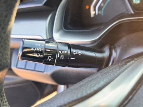 Used 2018 Honda Civic EX image 12