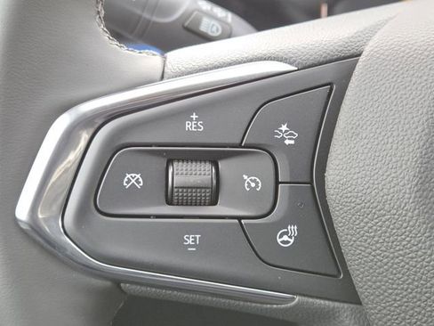 New 2026 Chevrolet Trax LT w/ Driver Confidence Package image 12