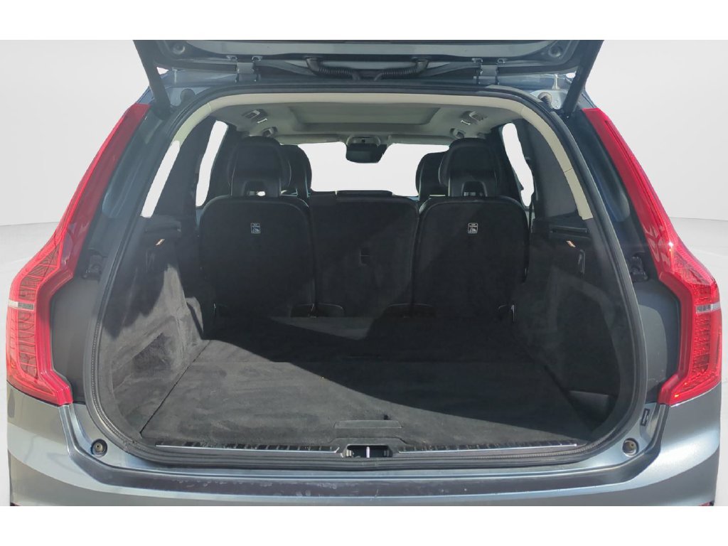 Used 2017 Volvo XC90 T5 Momentum AWD/4WD image 9