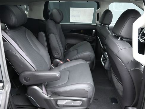 New 2026 Kia Carnival SX Prestige image 39