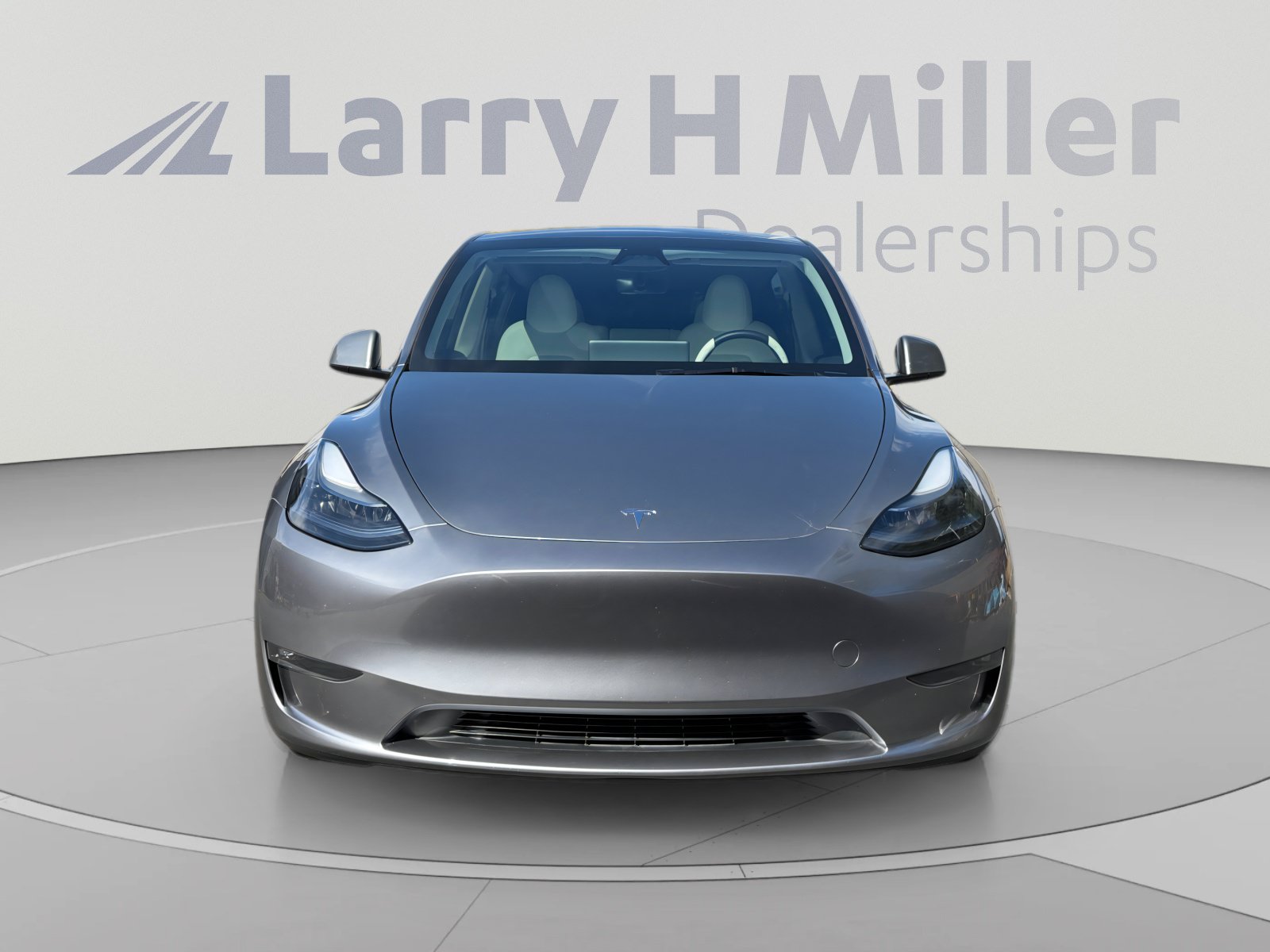 Used 2025 Tesla Model Y Long Range AWD/4WD image 8