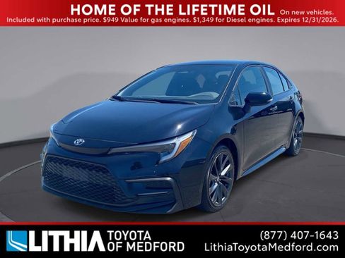 Certified 2024 Toyota Corolla SE FWD image 1