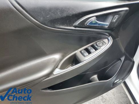 Used 2017 Chevrolet Malibu LT w/ Leather Package FWD image 21