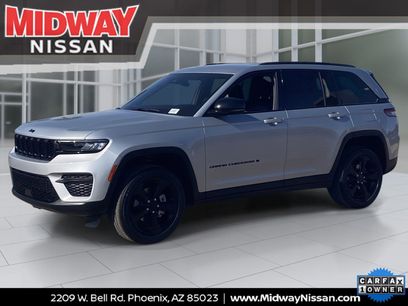 Used 2023 Jeep Grand Cherokee Altitude