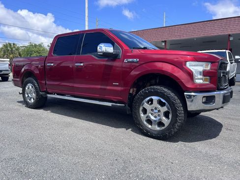 Used 2015 Ford F150 XLT w/ Equipment Group 302A Luxury AWD/4WD image 9