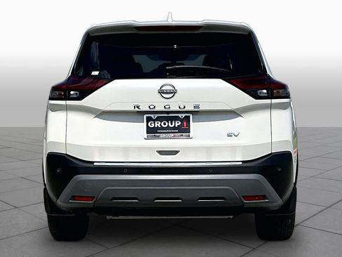 Certified 2023 Nissan Rogue SV FWD image 5