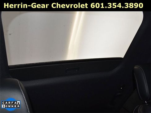 Used 2025 Jeep Grand Cherokee Altitude image 9