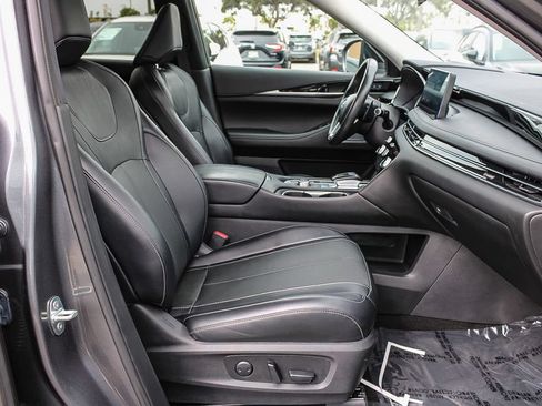 Used 2023 INFINITI QX60 Pure FWD image 16