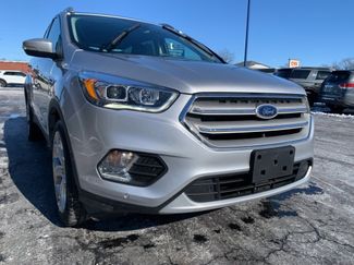 Used 2019 Ford Escape Titanium video 1