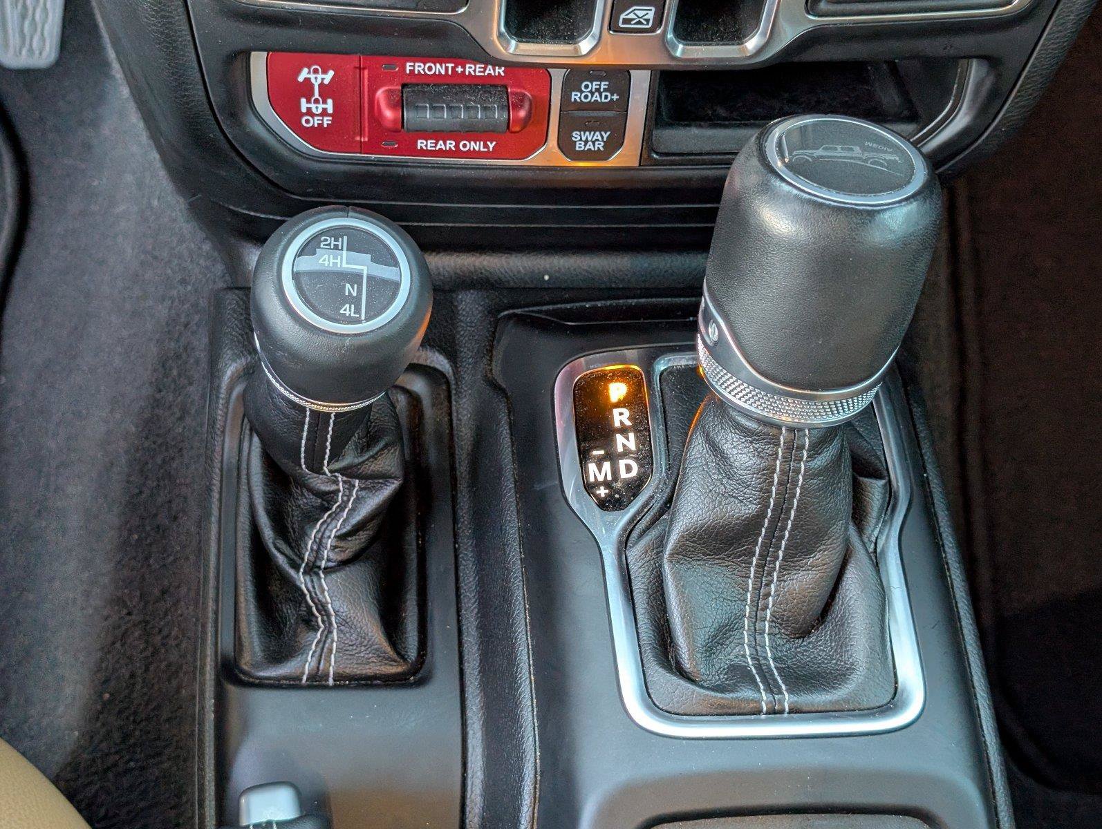 Used 2023 Jeep Gladiator Rubicon w/ LED Lighting Group AWD/4WD image 25