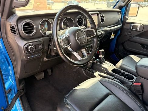 Used 2023 Jeep Wrangler Unlimited Rubicon 4xe w/ Steel Bumper Group AWD/4WD image 13