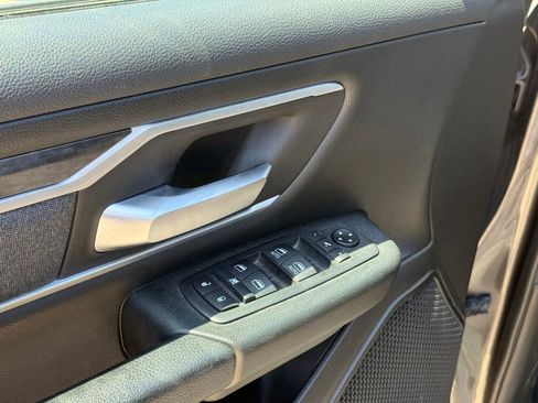 Used 2020 RAM 1500 Big Horn AWD/4WD image 12