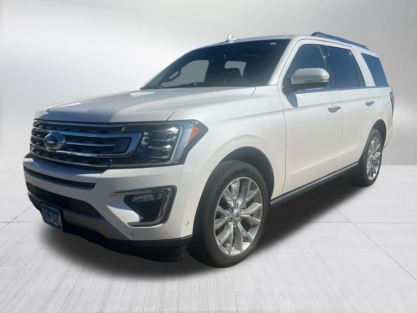 Used 2019 Ford Expedition Limited w/ Equipment Group 302A AWD/4WD image 3
