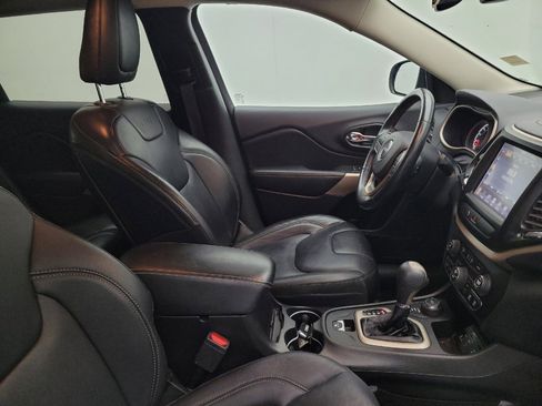 Used 2018 Jeep Cherokee Limited image 21