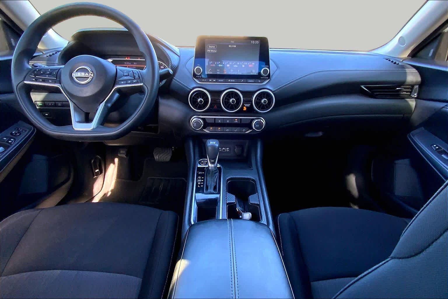 Used 2024 Nissan Sentra SV FWD image 15