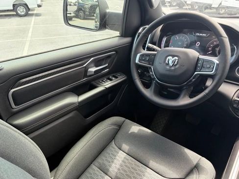 New 2026 RAM 1500 Big Horn AWD/4WD image 32