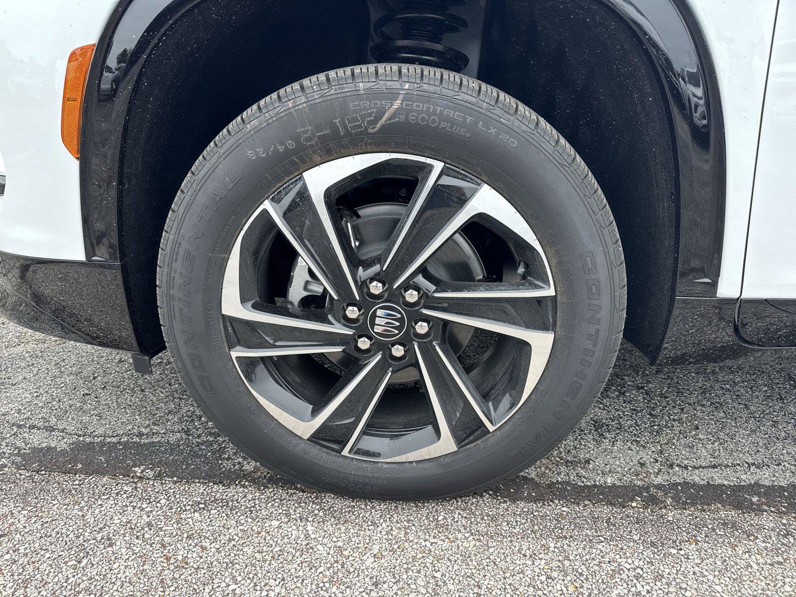 New 2026 Buick Enclave Sport Touring w/ Power Package AWD/4WD image 10