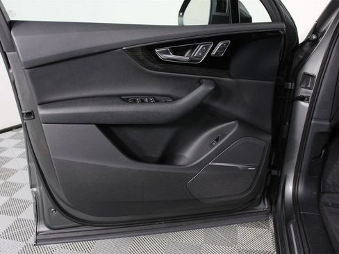 Used 2017 Audi Q7 3.0T Premium Plus image 20