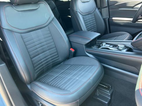 New 2026 Ford Explorer ST-Line RWD image 19
